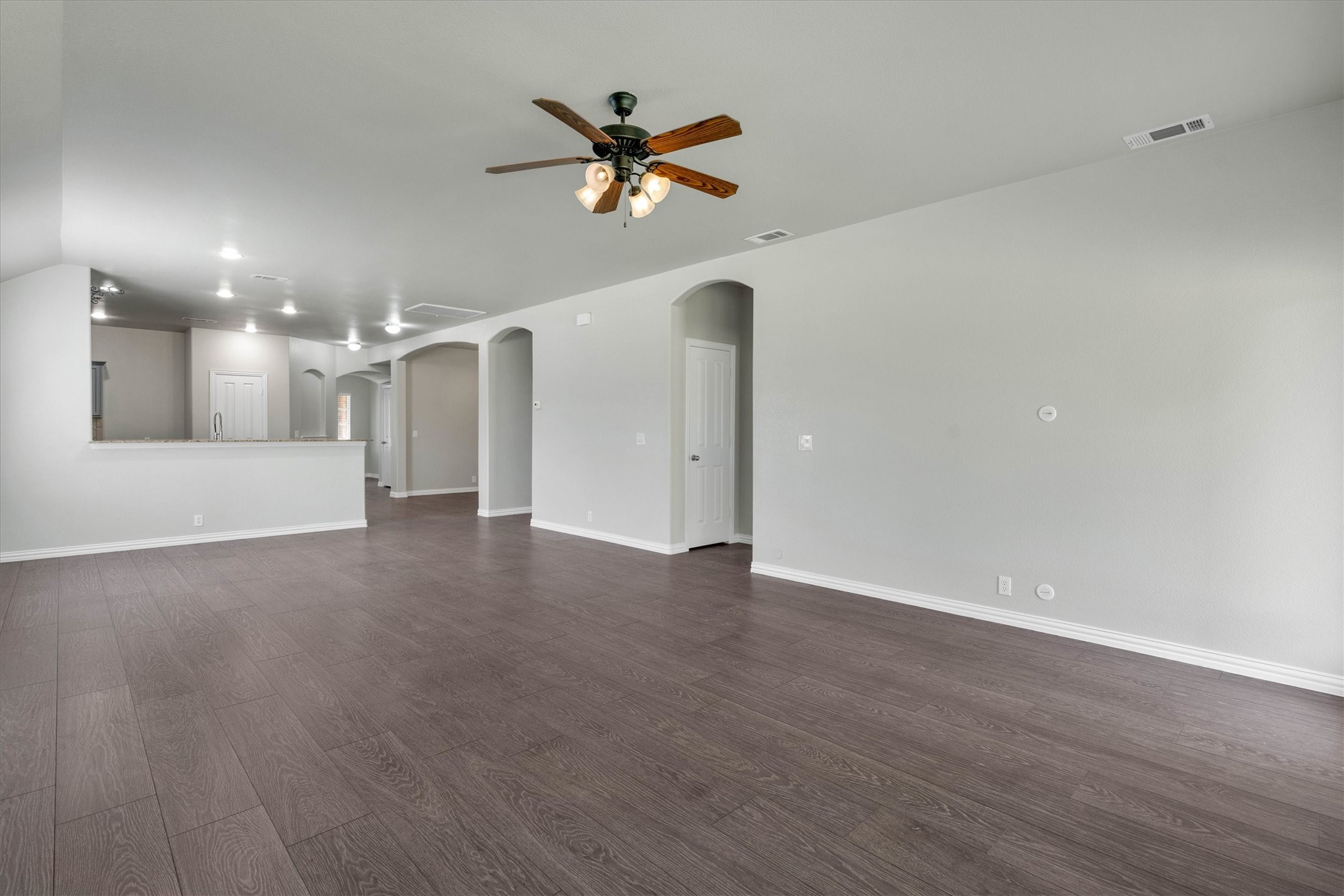 221 Bear Trail Waxahachie TX 75167