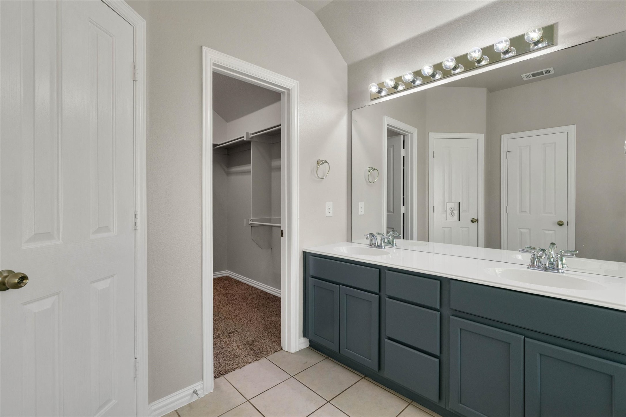 221 Bear Trail Waxahachie TX 75167