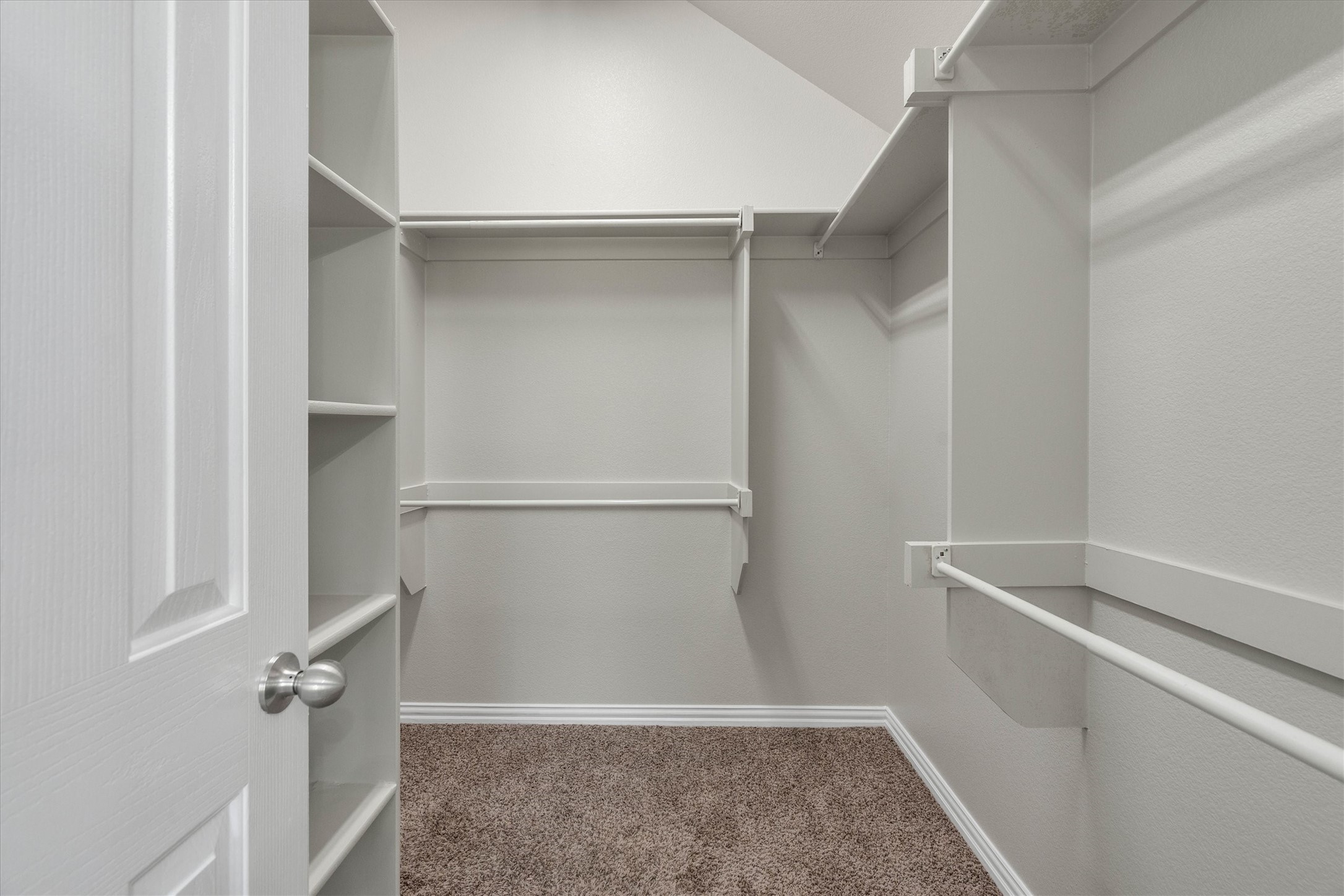 221 Bear Trail Waxahachie TX 75167