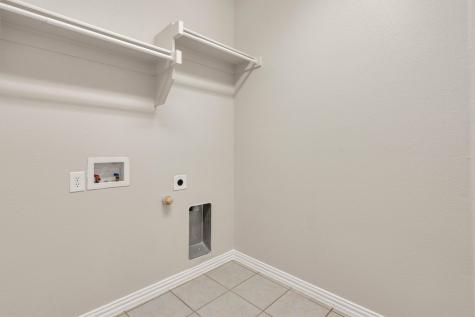 221 Bear Trail Waxahachie TX 75167