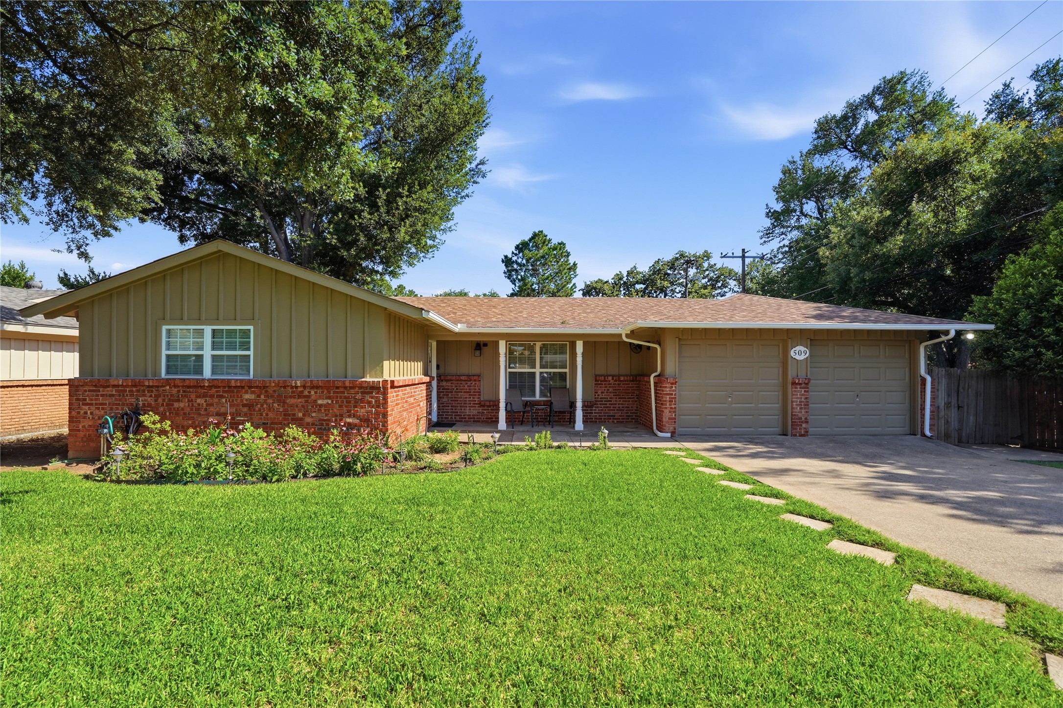 509 Patricia Road Hurst TX 76053