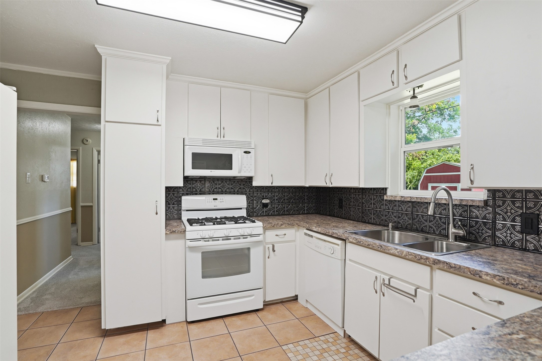 509 Patricia Road Hurst TX 76053