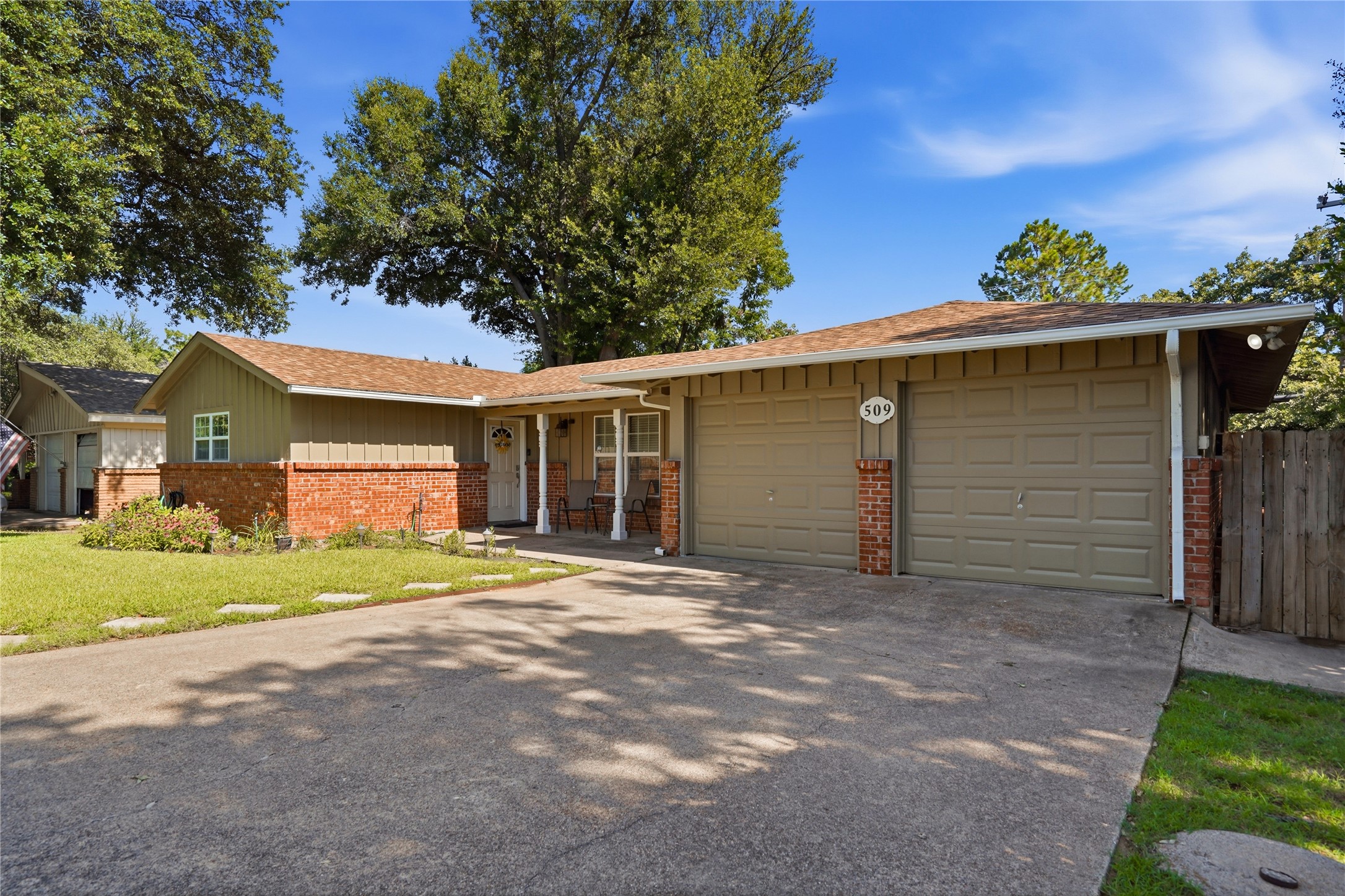 509 Patricia Road Hurst TX 76053