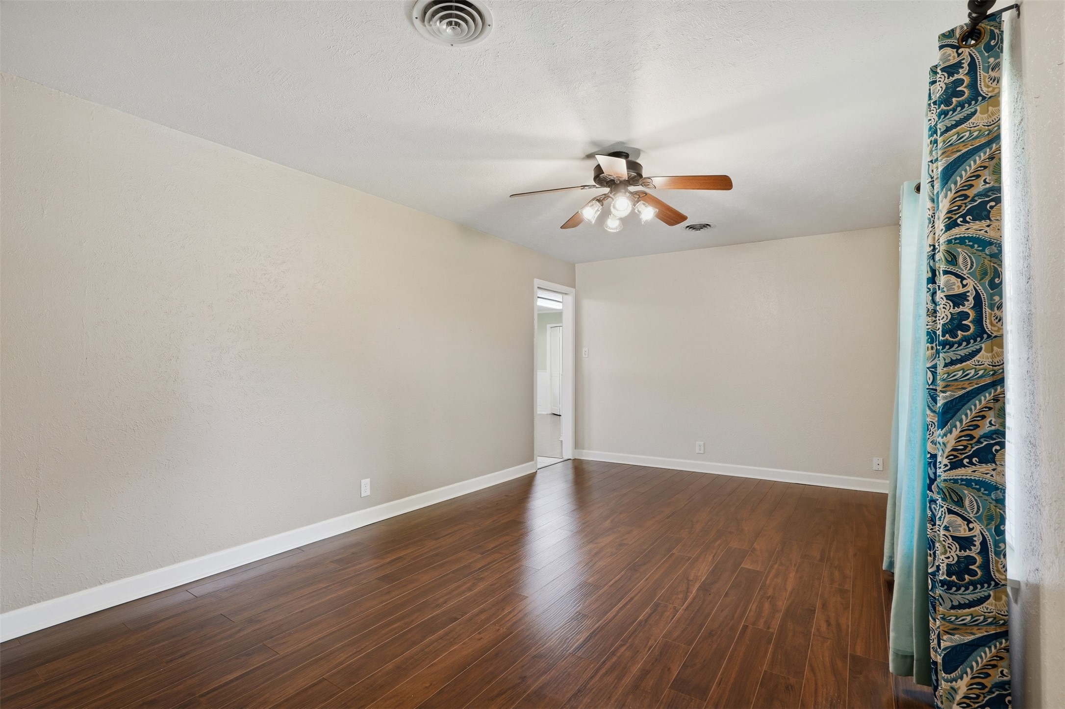 509 Patricia Road Hurst TX 76053