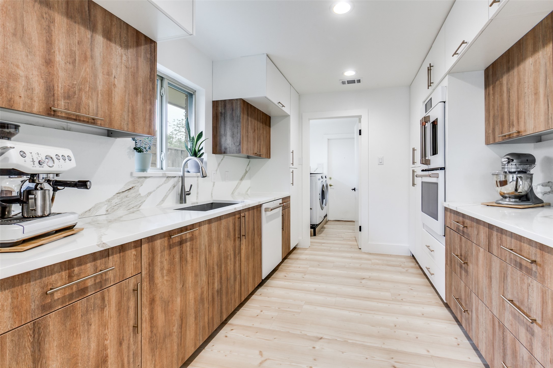 7637 La Risa Drive Dallas TX 75248