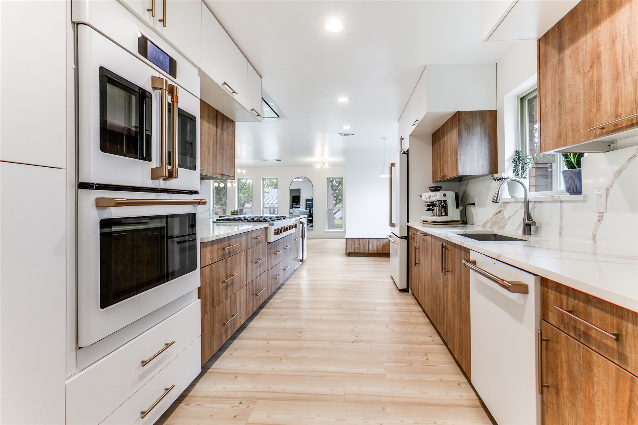 7637 La Risa Drive Dallas TX 75248
