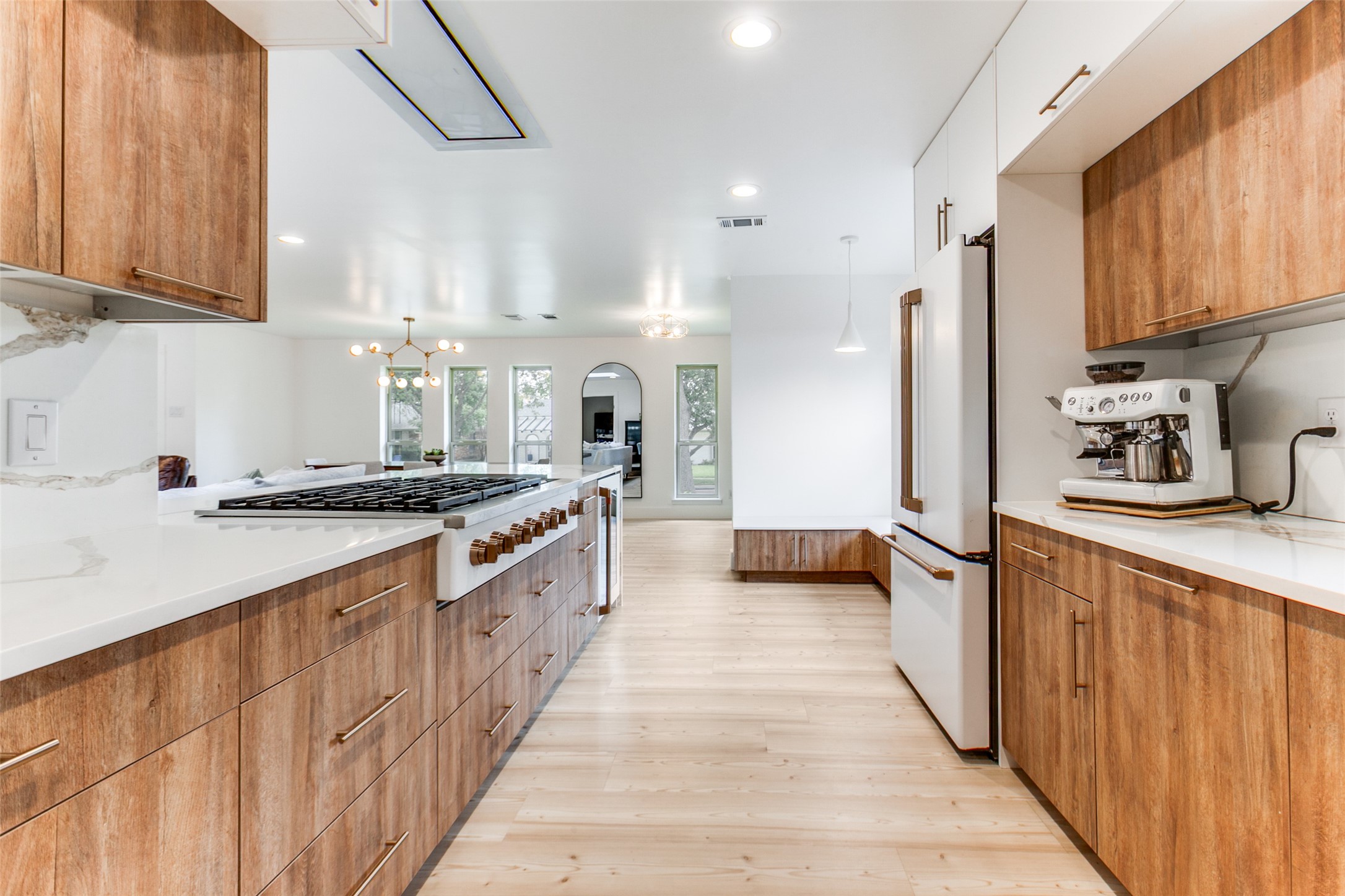7637 La Risa Drive Dallas TX 75248