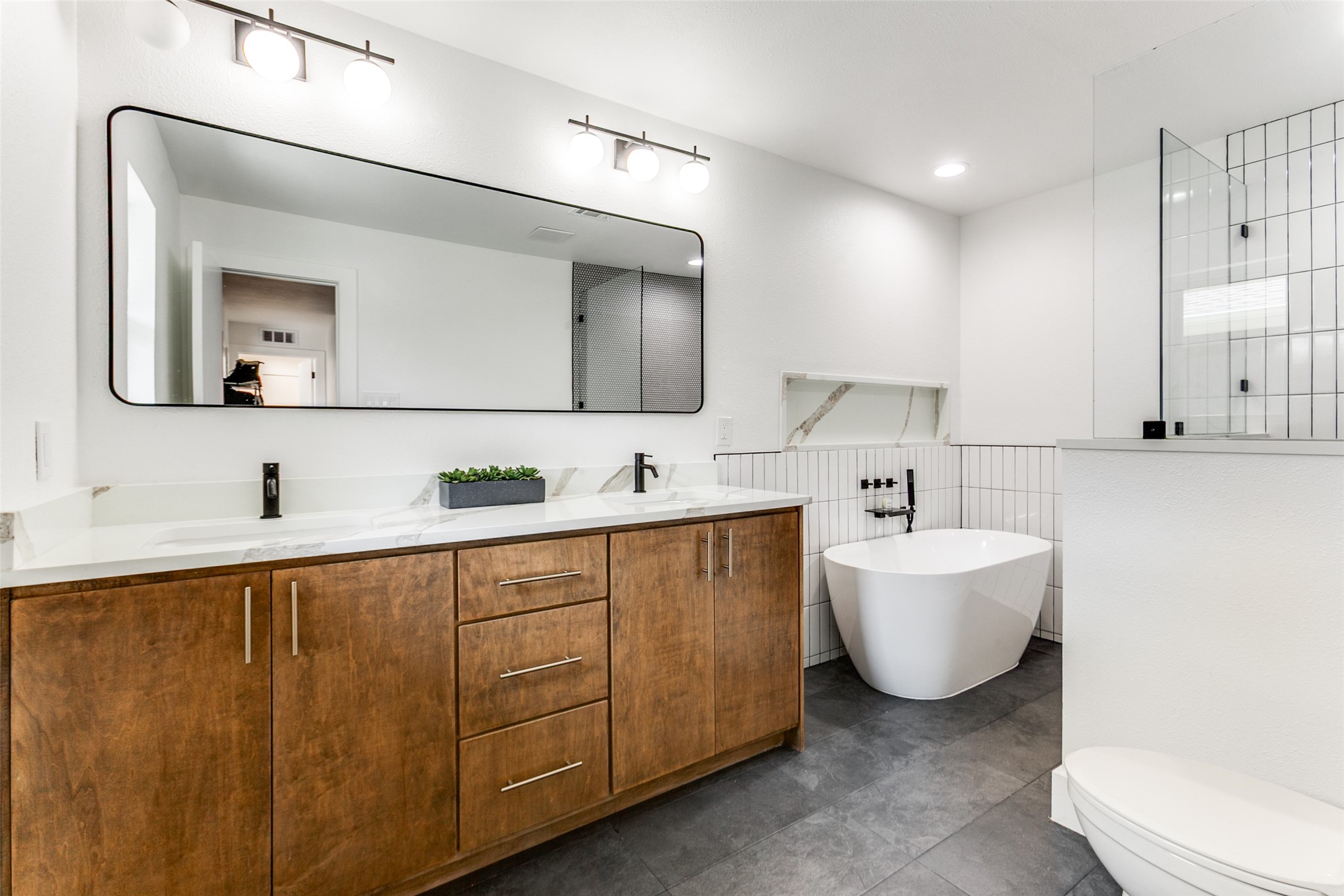 7637 La Risa Drive Dallas TX 75248