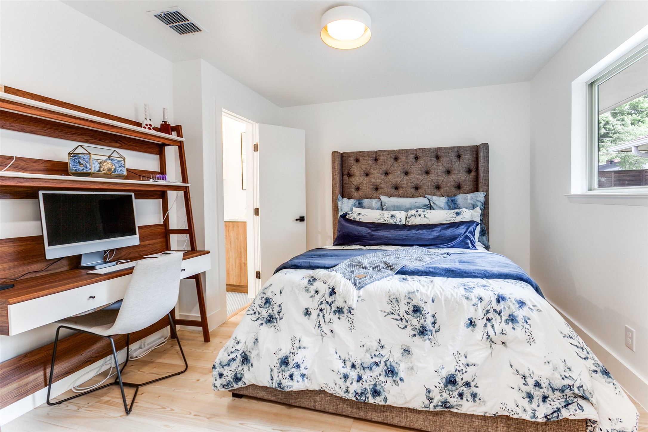 7637 La Risa Drive Dallas TX 75248