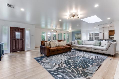 7637 La Risa Drive Dallas TX 75248