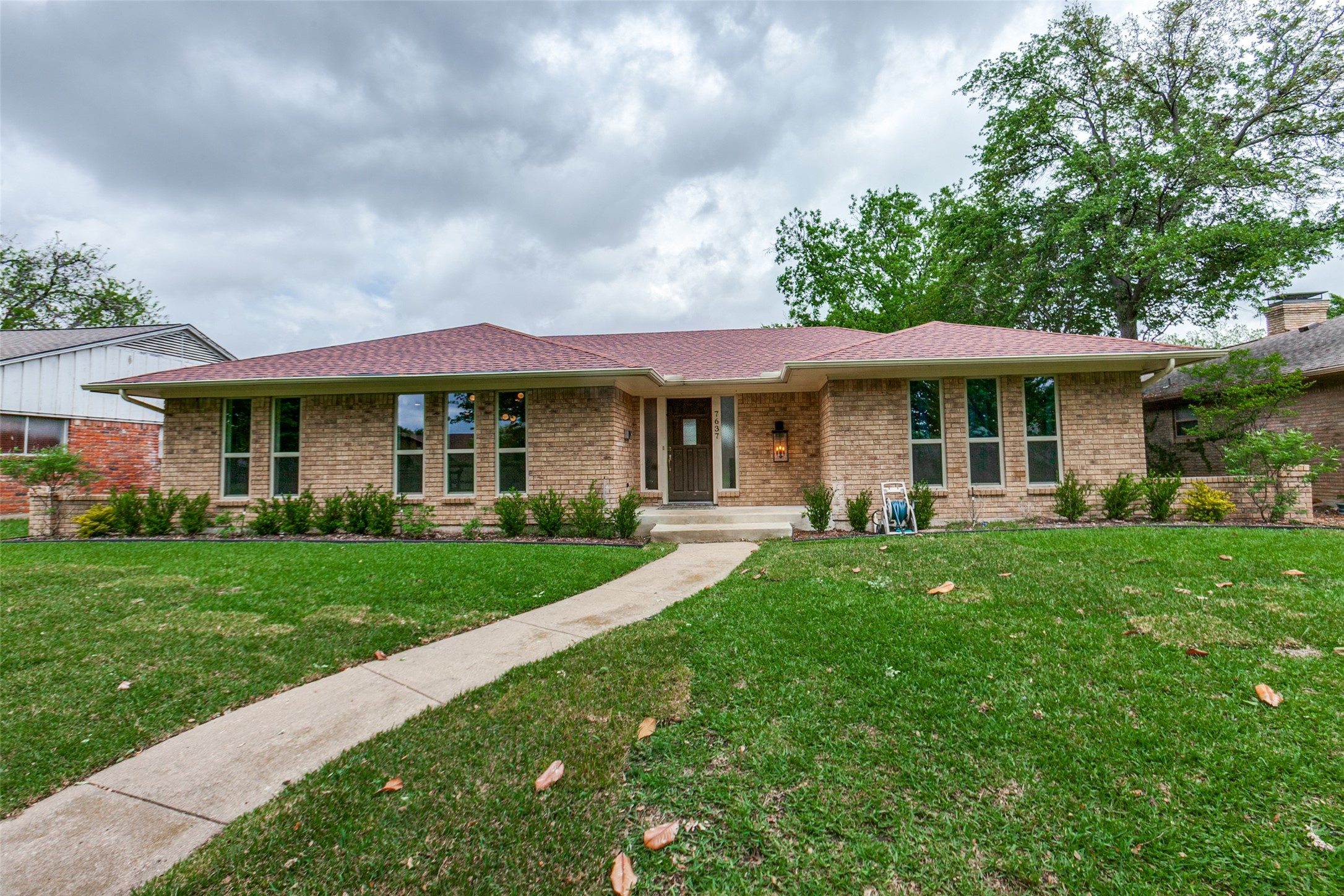 7637 La Risa Drive Dallas TX 75248