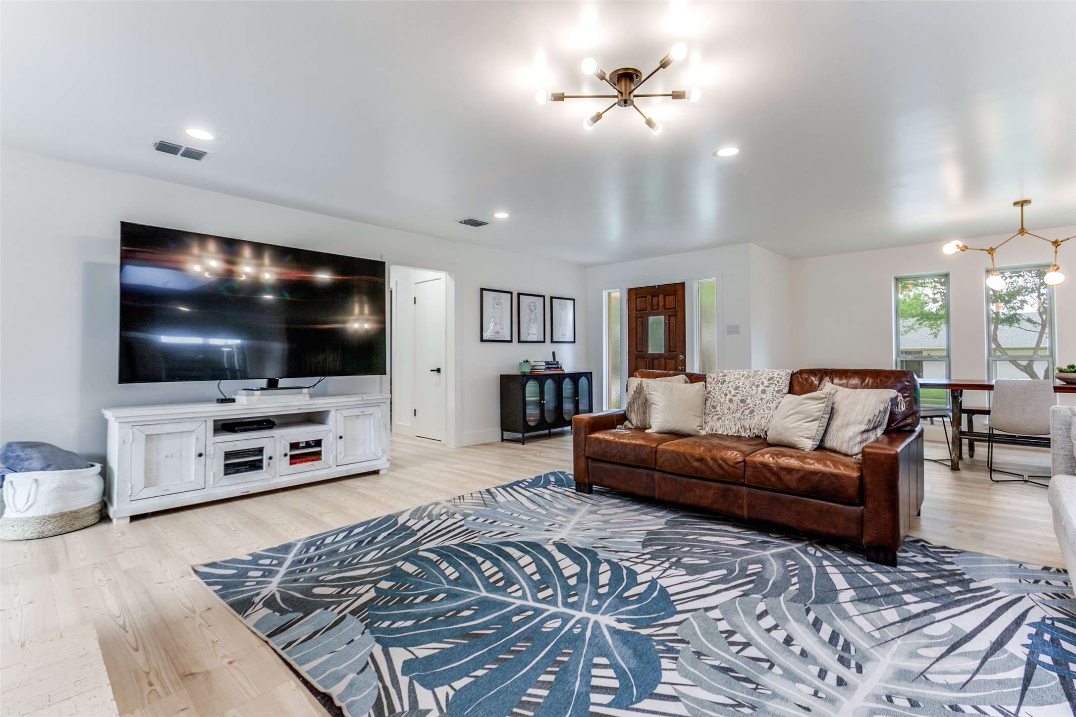 7637 La Risa Drive Dallas TX 75248