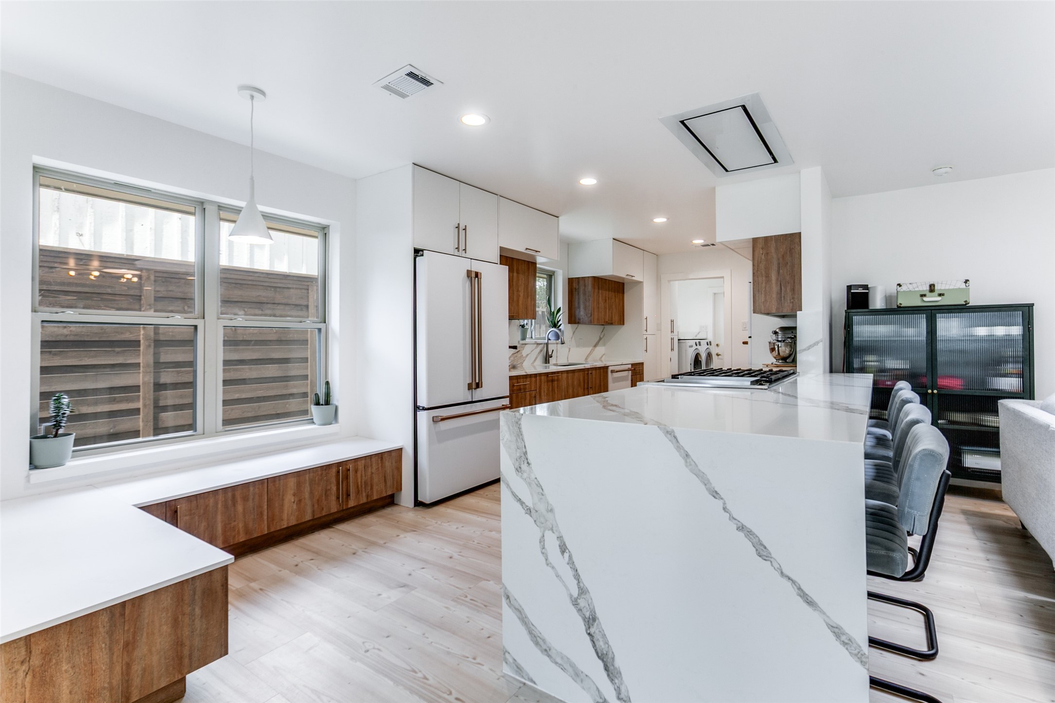 7637 La Risa Drive Dallas TX 75248