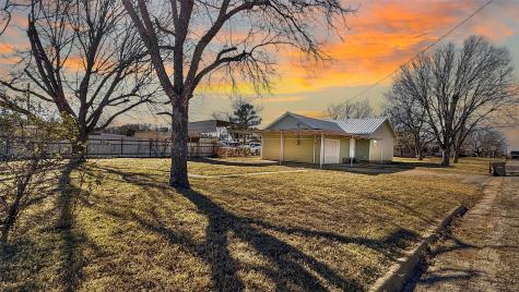 415 Colorado Avenue Graham TX 76450