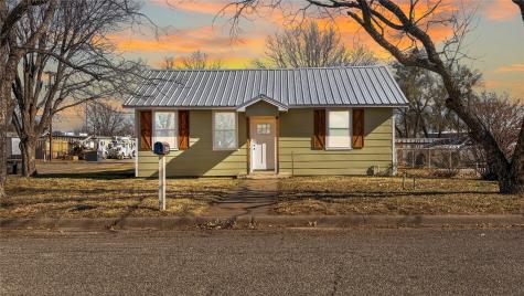 415 Colorado Avenue Graham TX 76450
