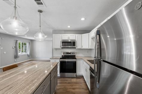 301 N Cottonwood Drive Richardson TX 75080