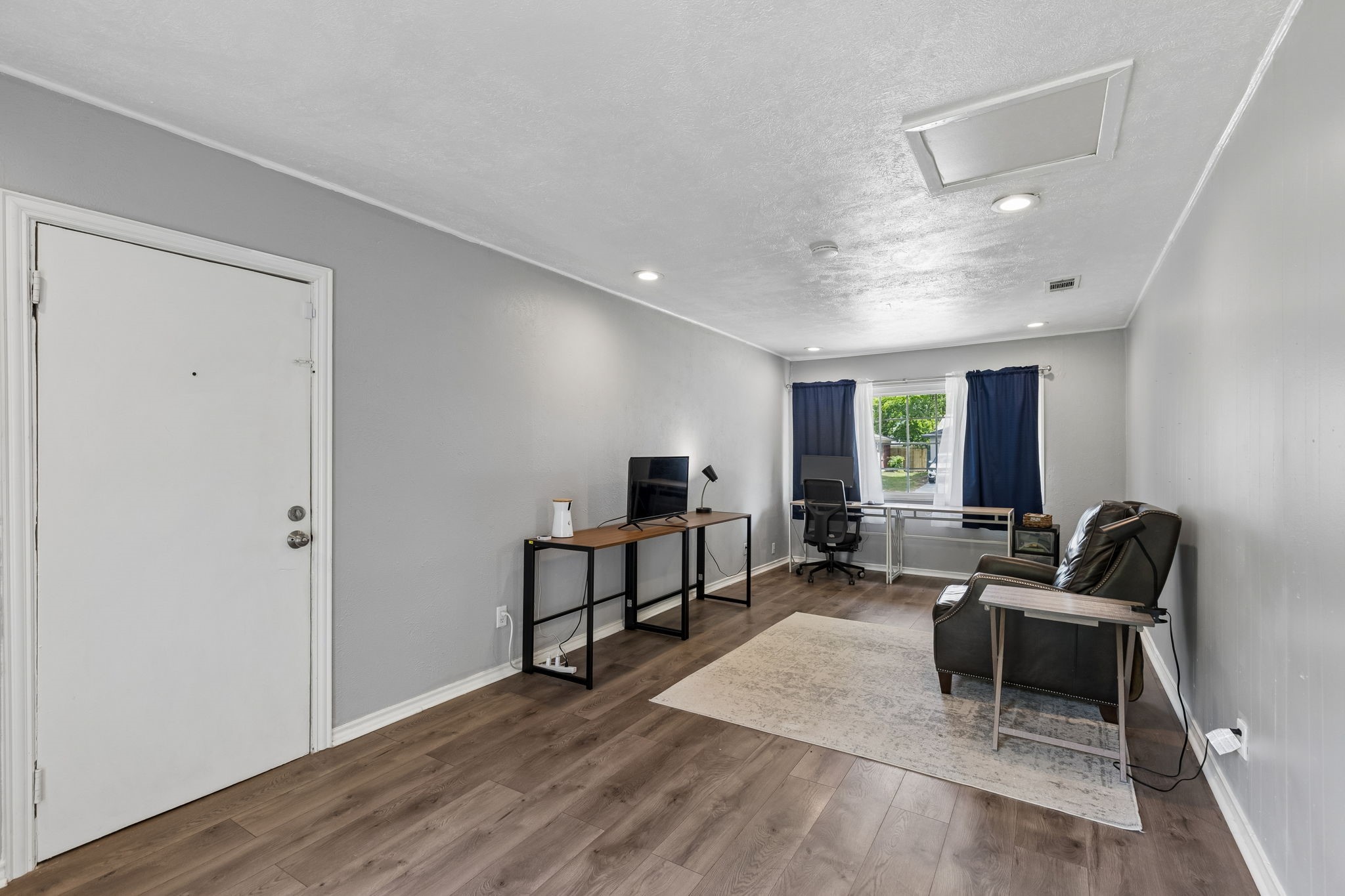 301 N Cottonwood Drive Richardson TX 75080