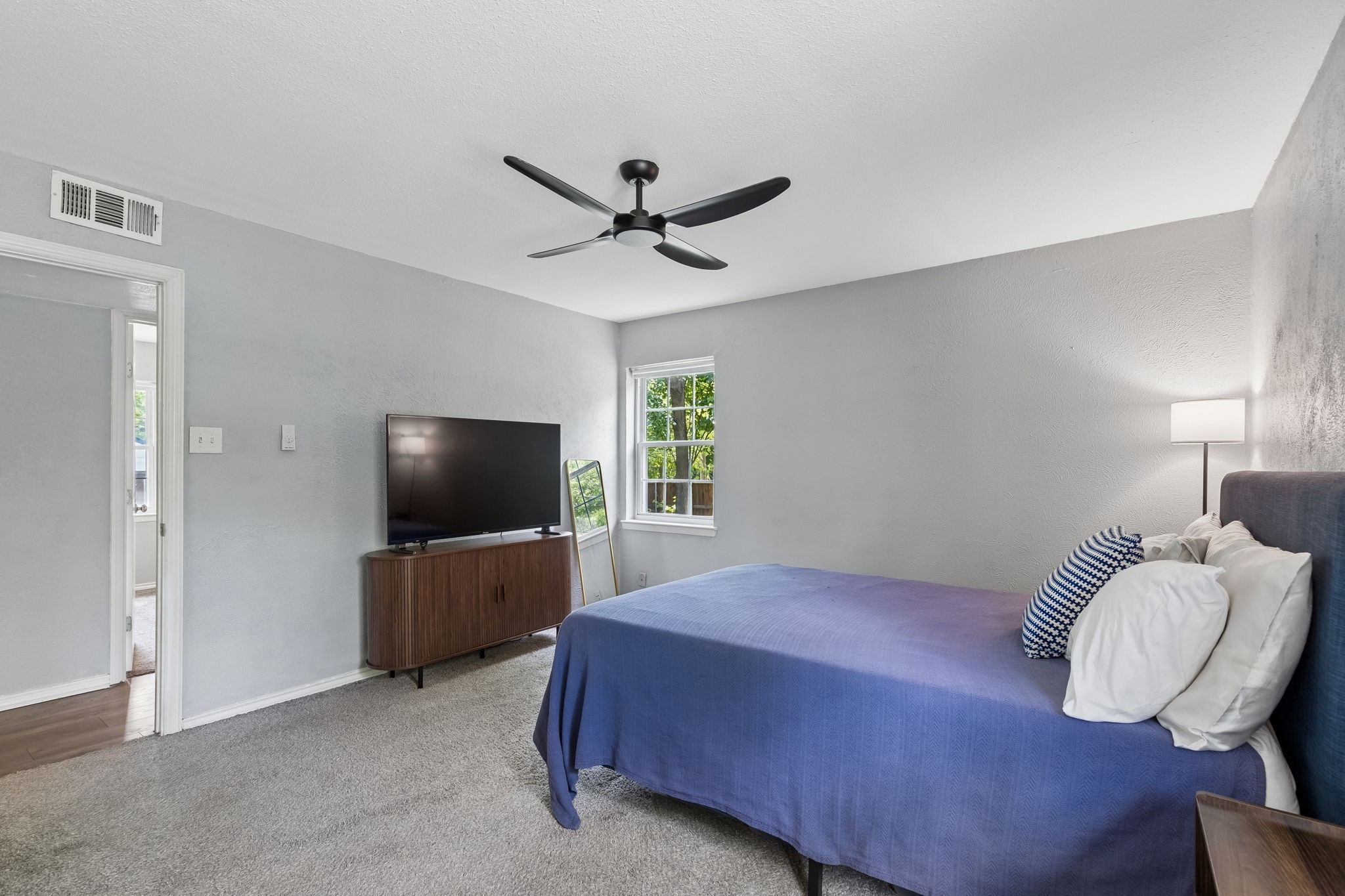 301 N Cottonwood Drive Richardson TX 75080