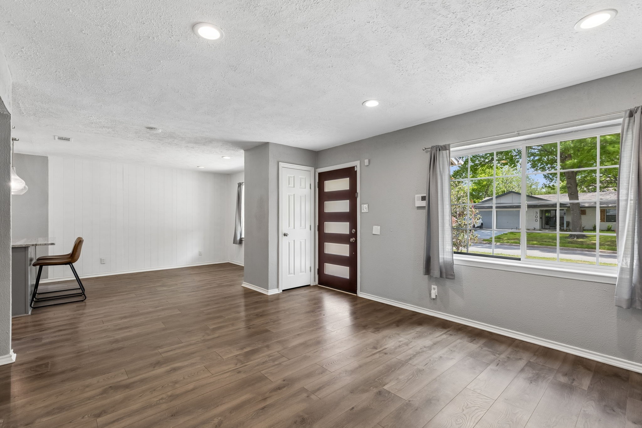301 N Cottonwood Drive Richardson TX 75080