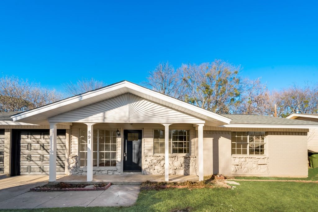 591 Northside Avenue Lewisville TX 75057