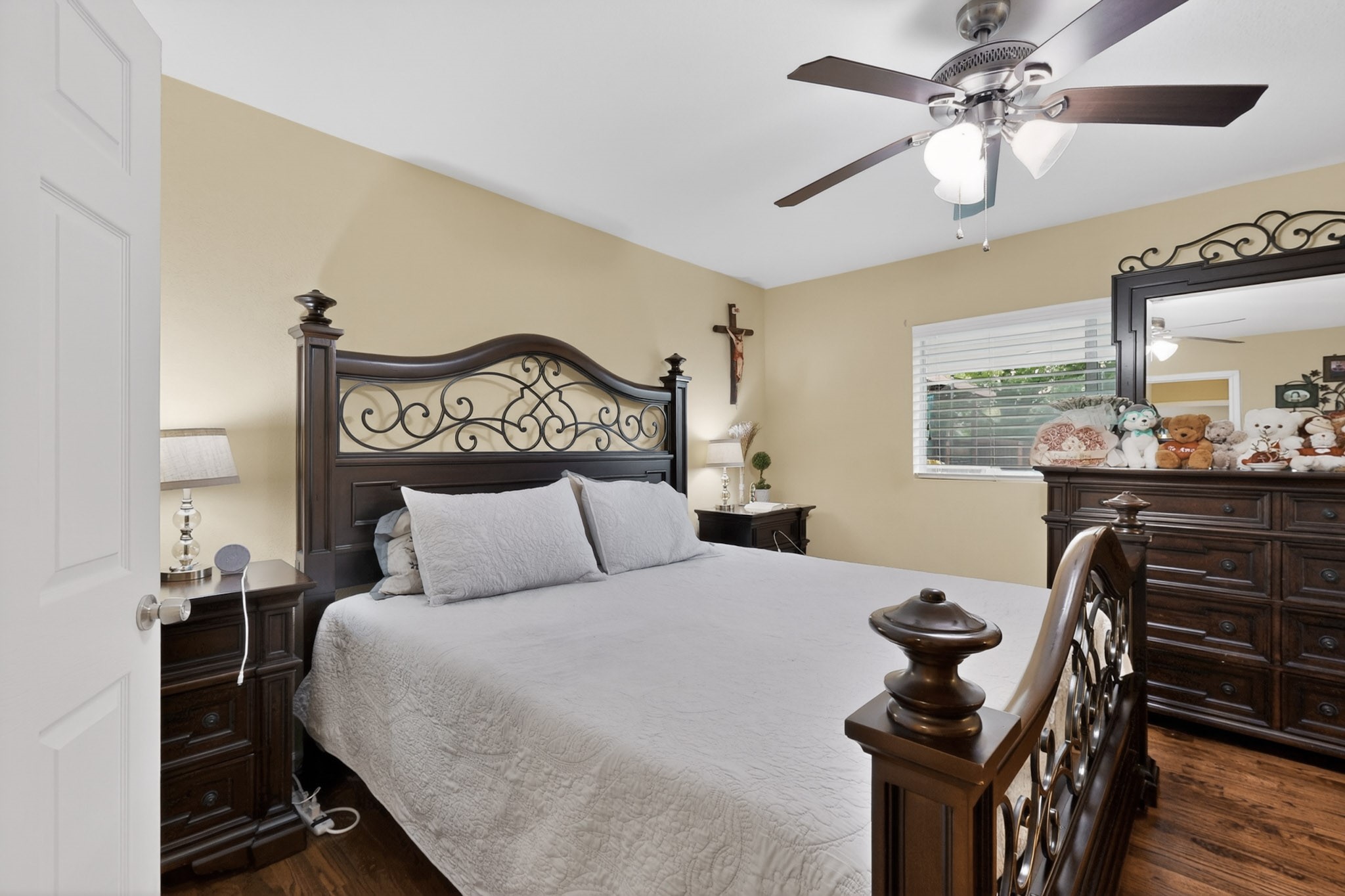 609 Melissa Lane Garland TX 75040