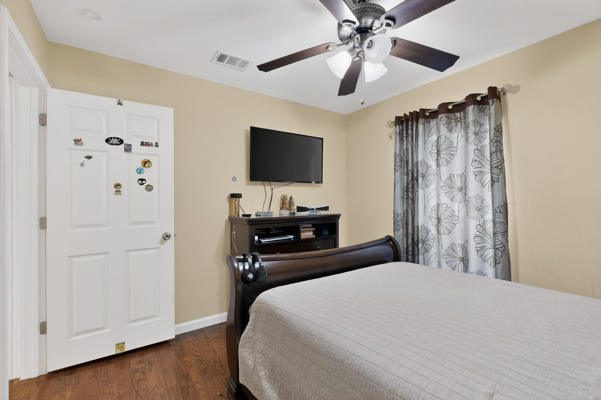 609 Melissa Lane Garland TX 75040