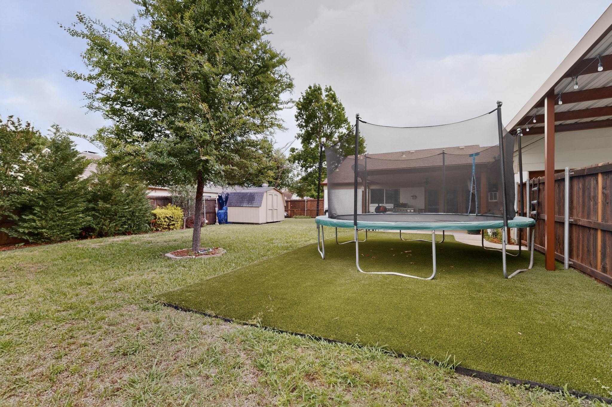 609 Melissa Lane Garland TX 75040