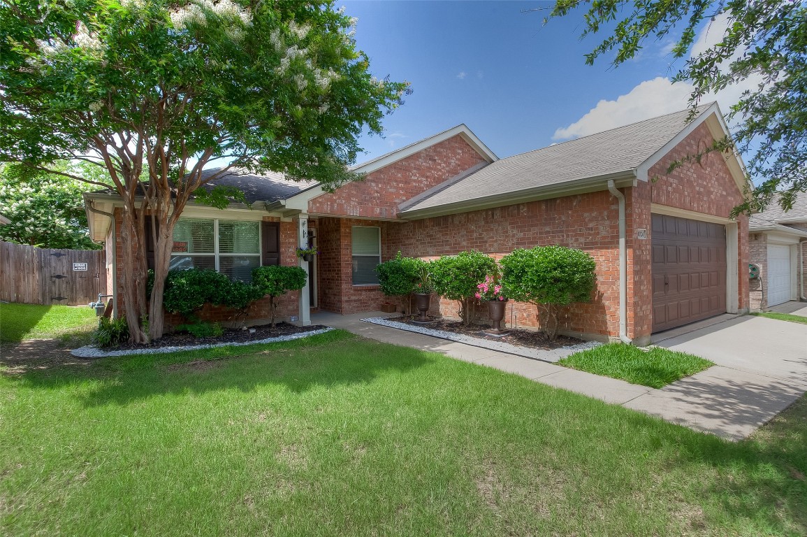 1024 Grand National Boulevard Fort Worth TX 76179
