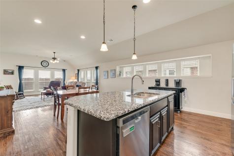 548 Hay Meadow Drive Waxahachie TX 75165