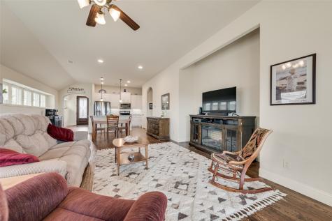 548 Hay Meadow Drive Waxahachie TX 75165