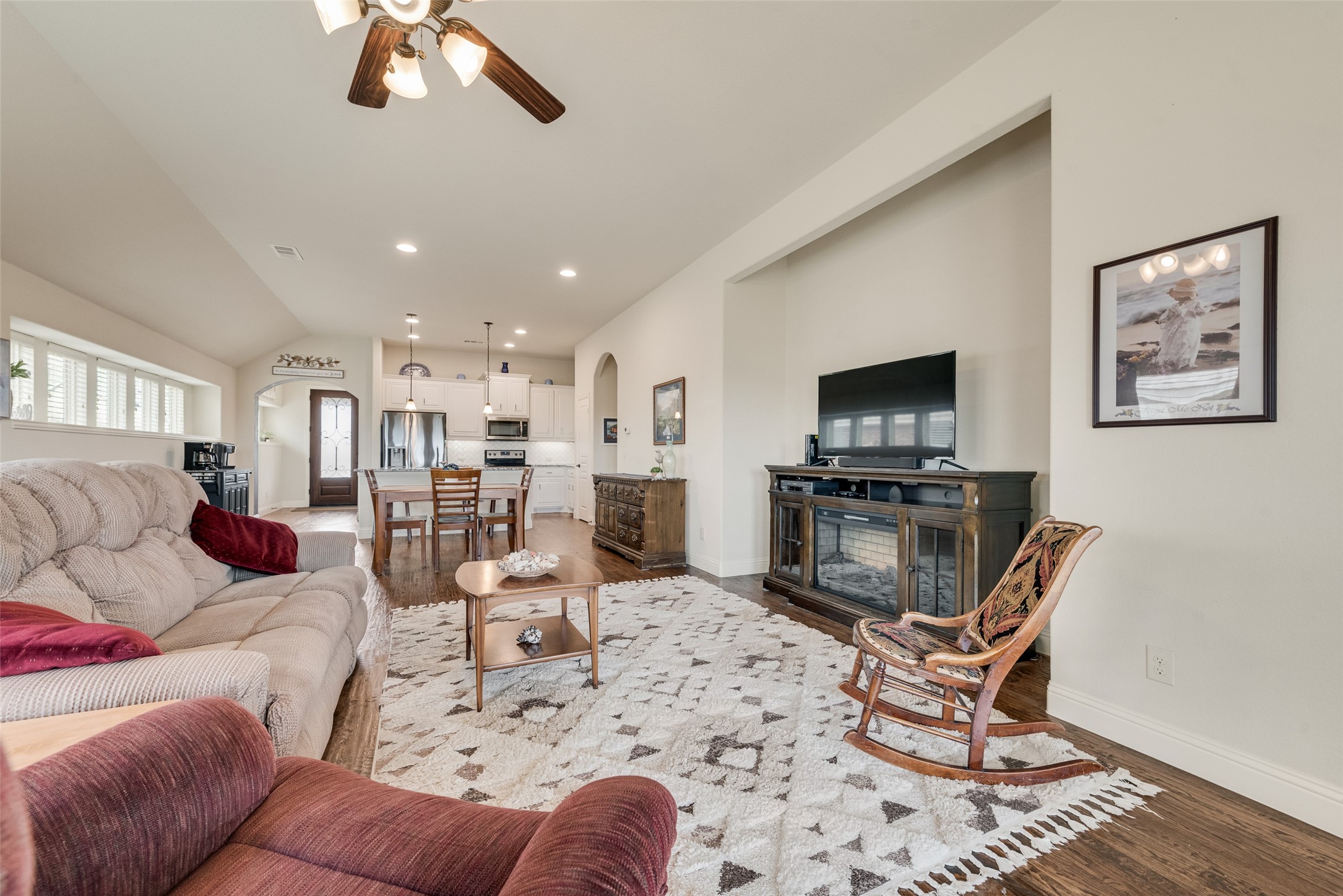 548 Hay Meadow Drive Waxahachie TX 75165