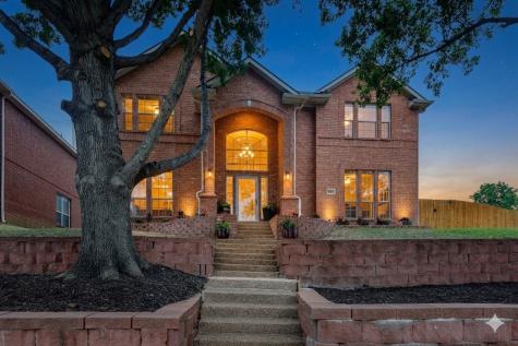 2400 Manchester Drive Carrollton TX 75006
