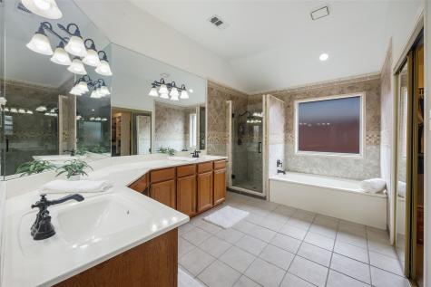2400 Manchester Drive Carrollton TX 75006