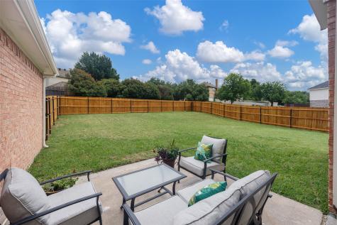 2400 Manchester Drive Carrollton TX 75006