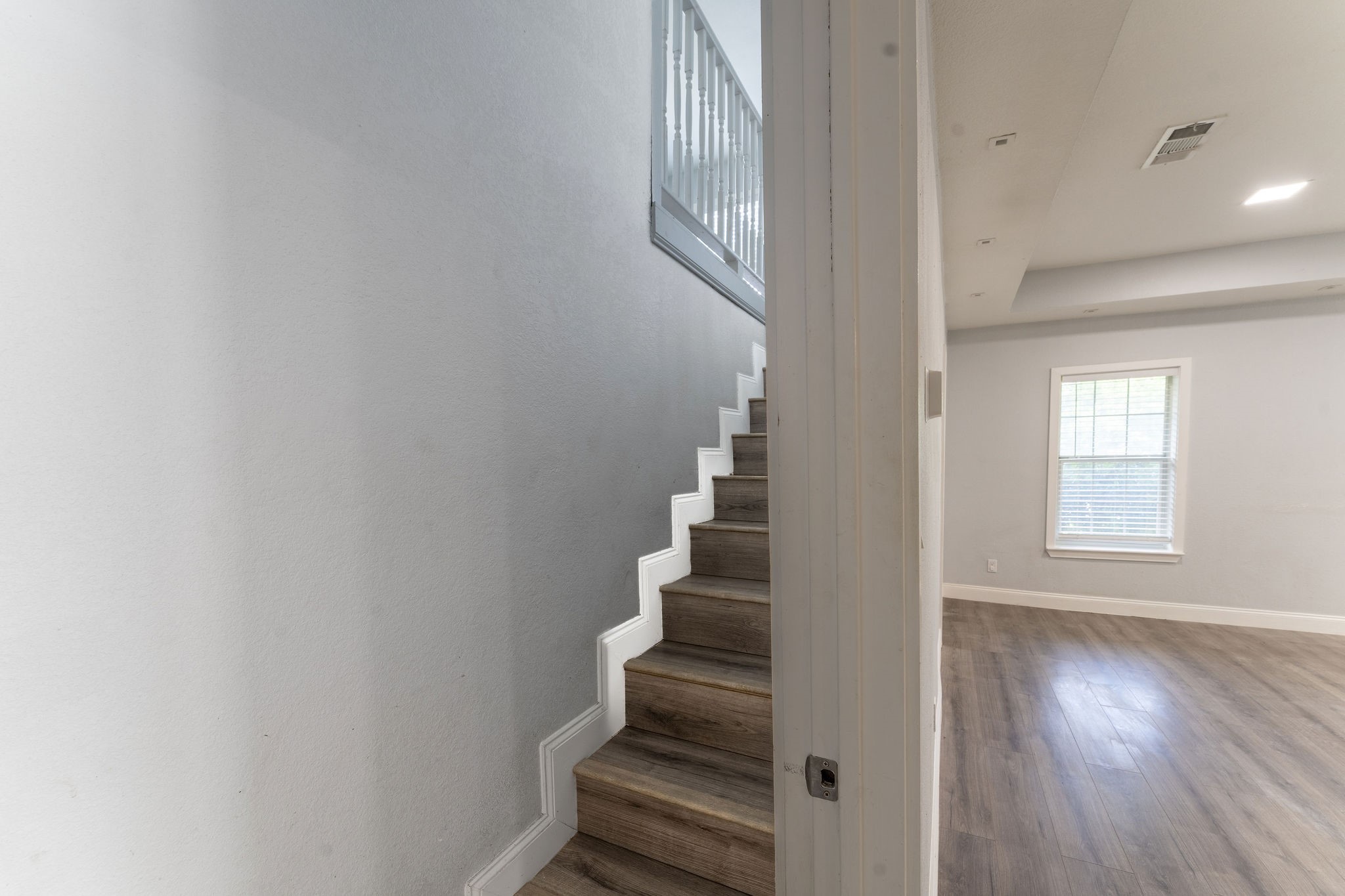 2835 Gladstone Drive Dallas TX 75211