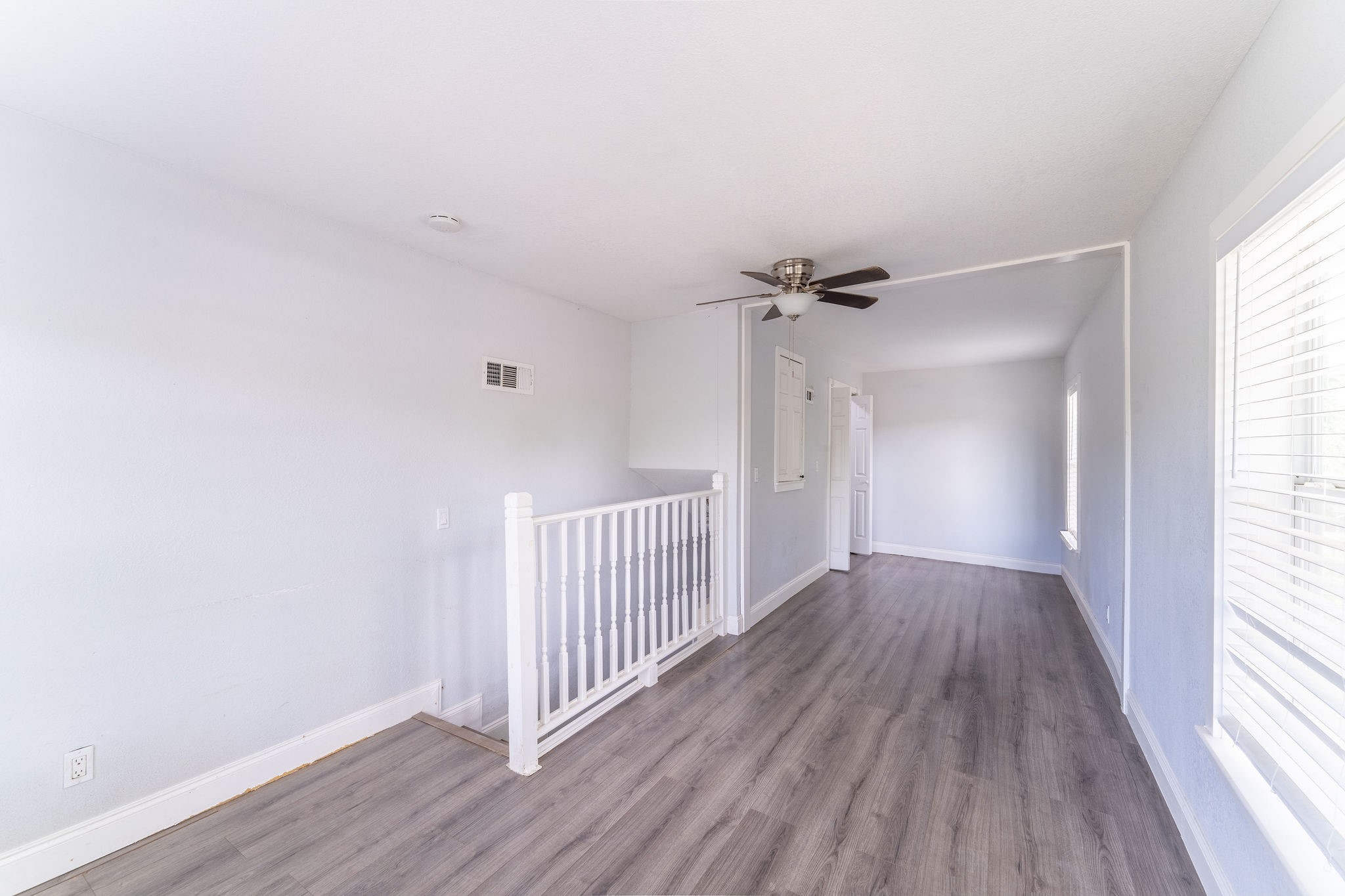 2835 Gladstone Drive Dallas TX 75211