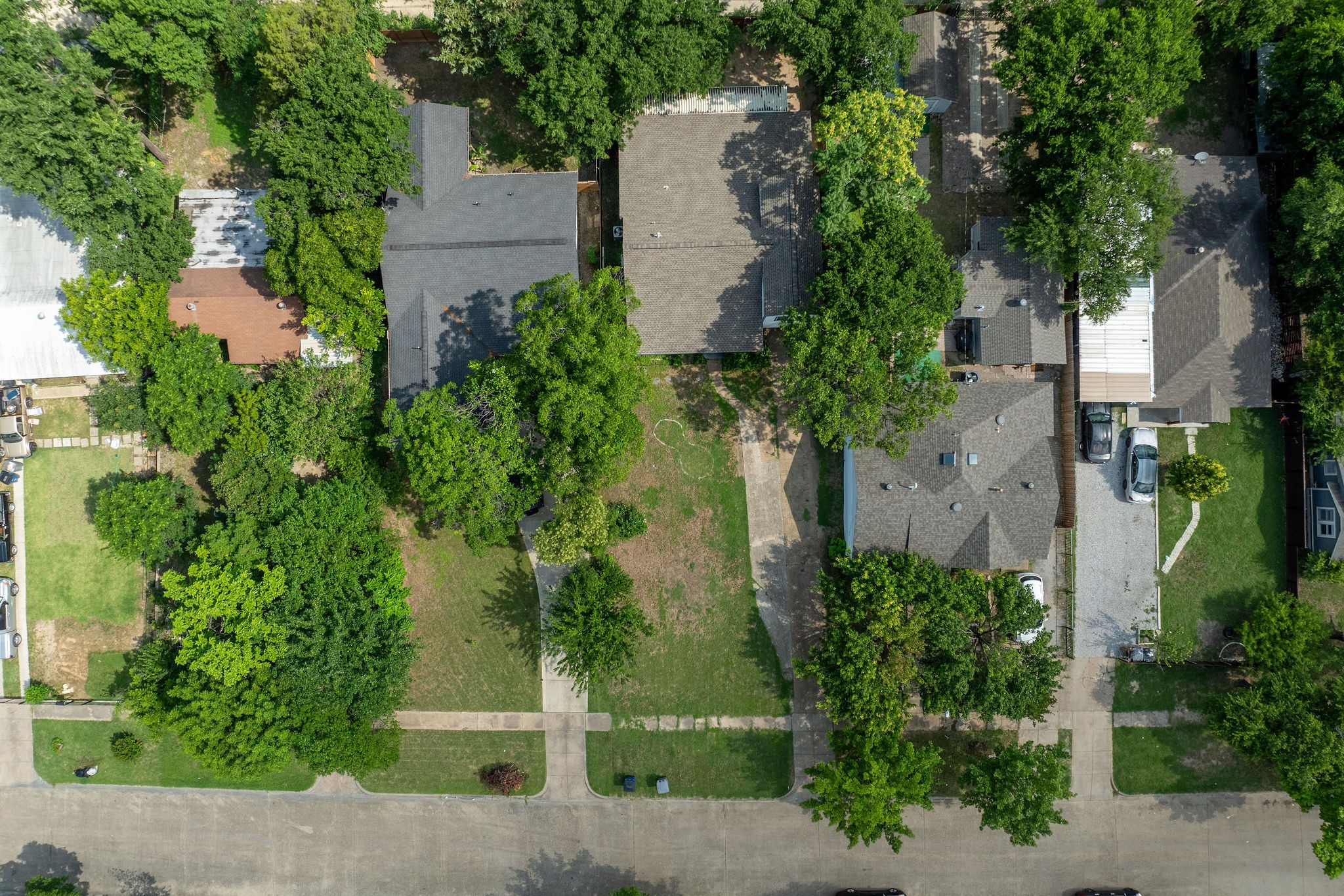 2835 Gladstone Drive Dallas TX 75211