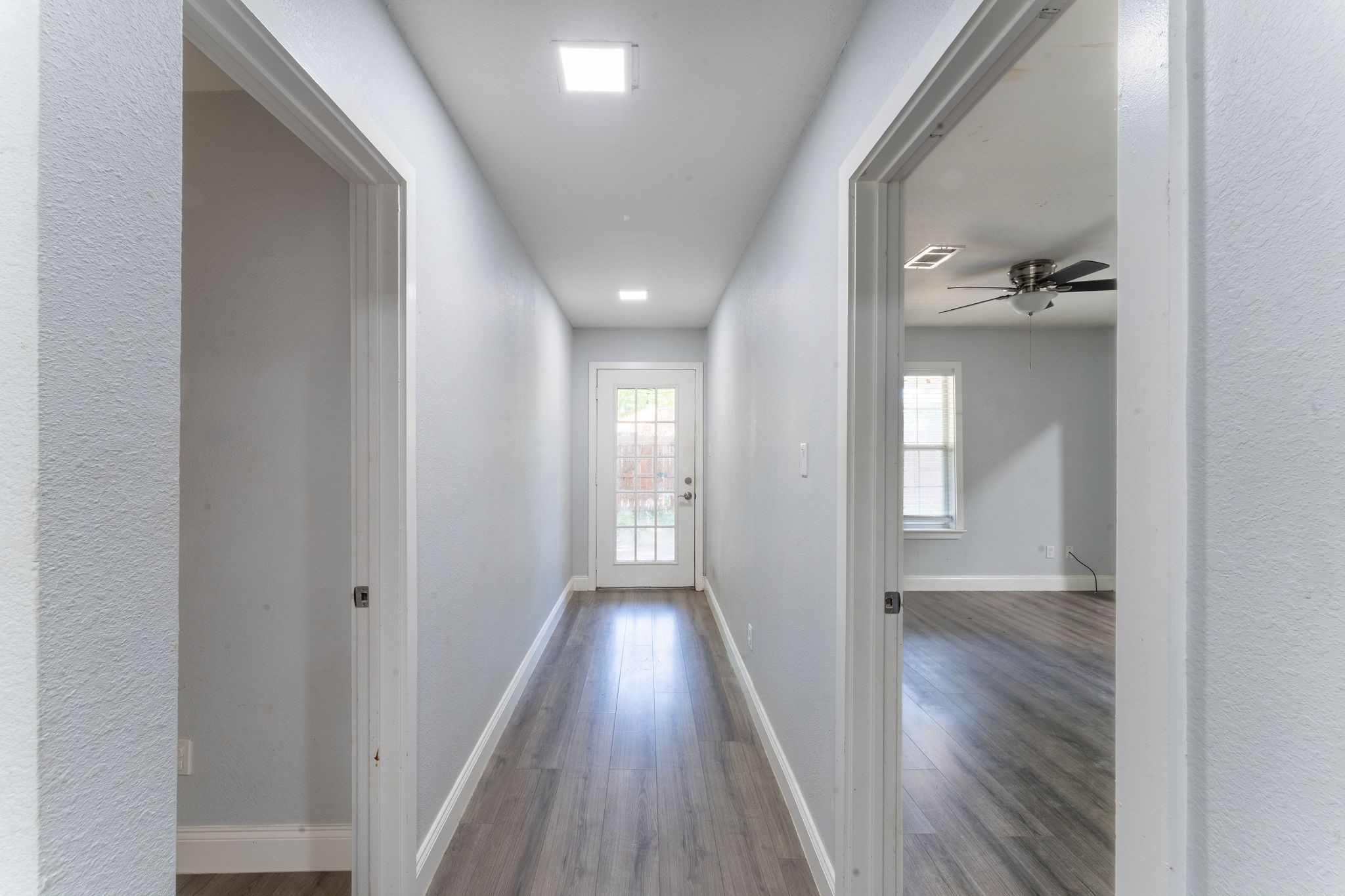 2835 Gladstone Drive Dallas TX 75211
