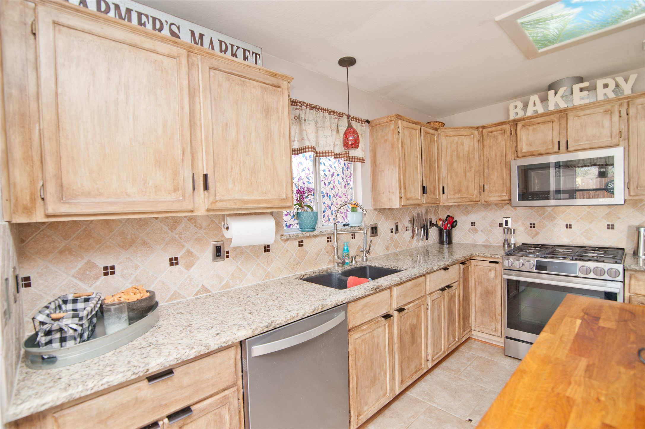 757 Winding Oak Bend Lake Dallas TX 75065