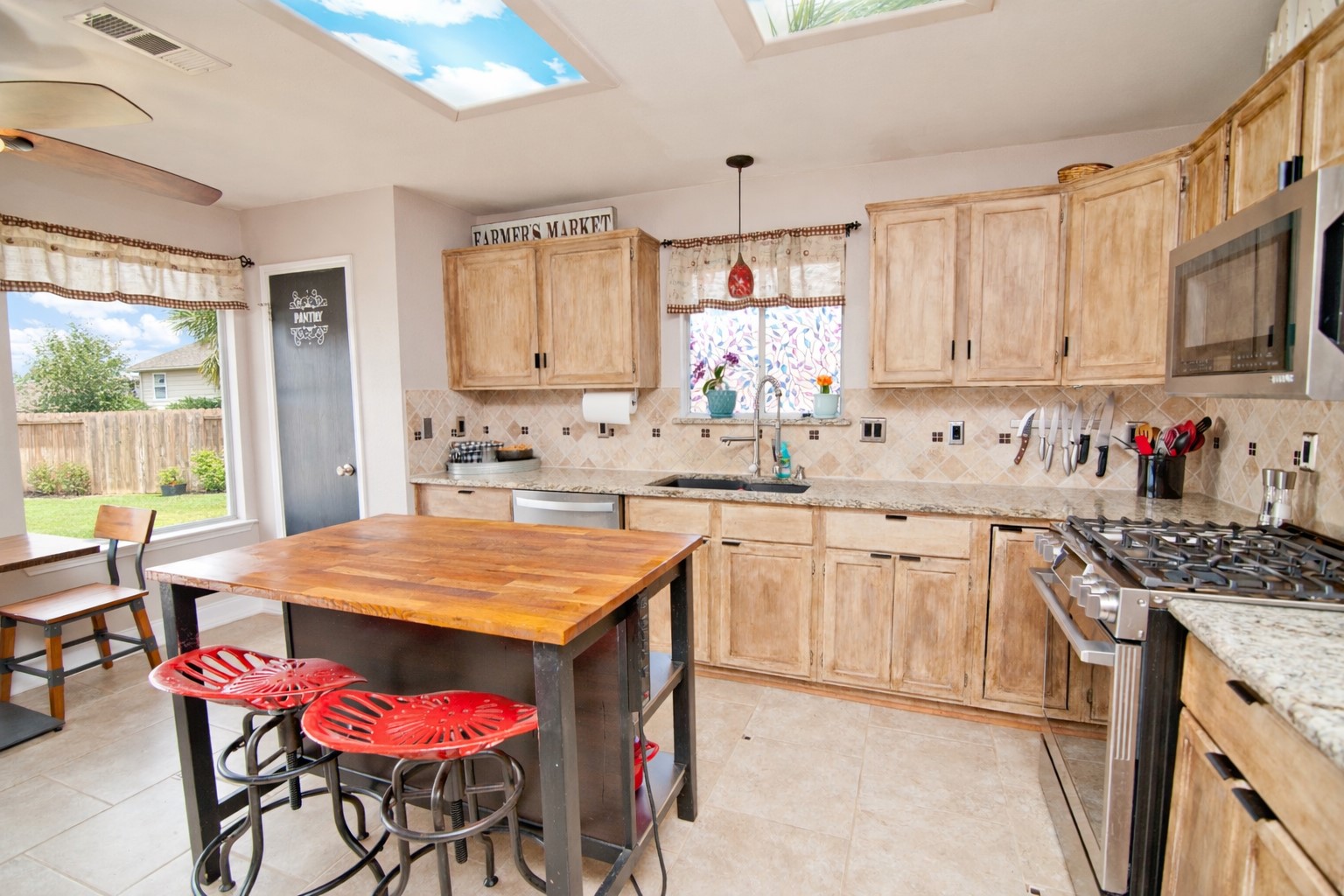 757 Winding Oak Bend Lake Dallas TX 75065