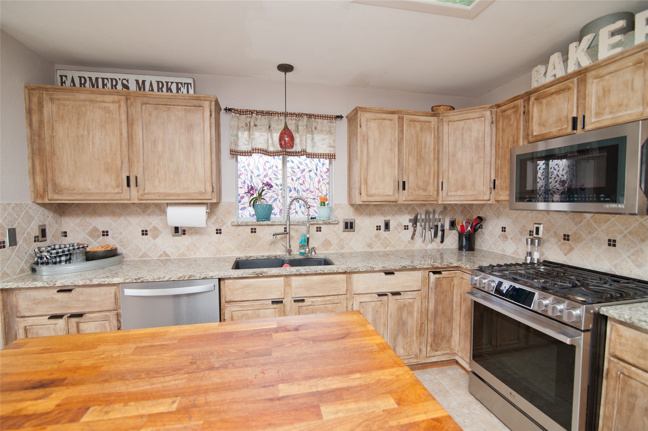 757 Winding Oak Bend Lake Dallas TX 75065