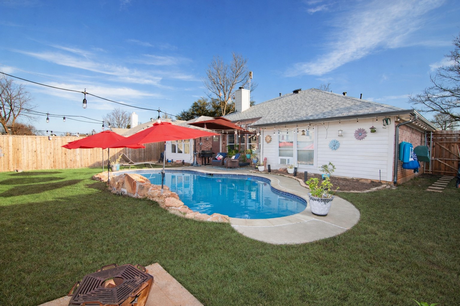 757 Winding Oak Bend Lake Dallas TX 75065