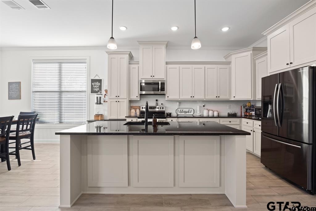 110 Rose Row Lane Winona TX 75792
