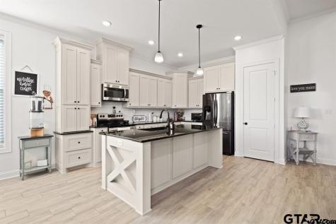 110 Rose Row Lane Winona TX 75792