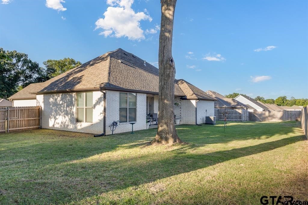 110 Rose Row Lane Winona TX 75792