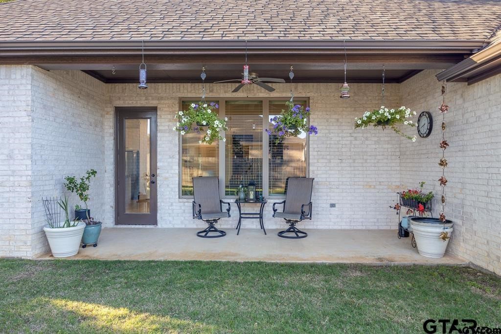 110 Rose Row Lane Winona TX 75792