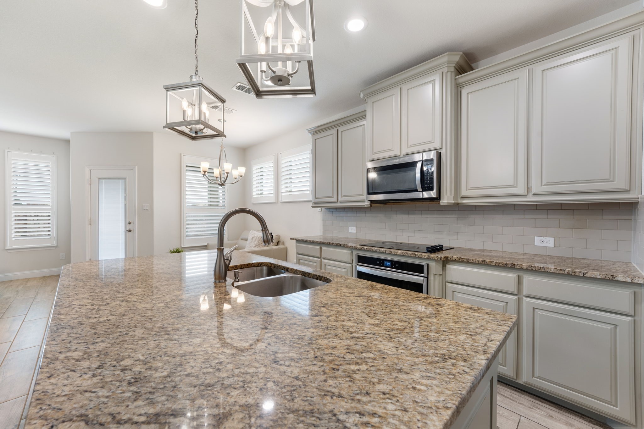 976 E Villas Court Lewisville TX 75067