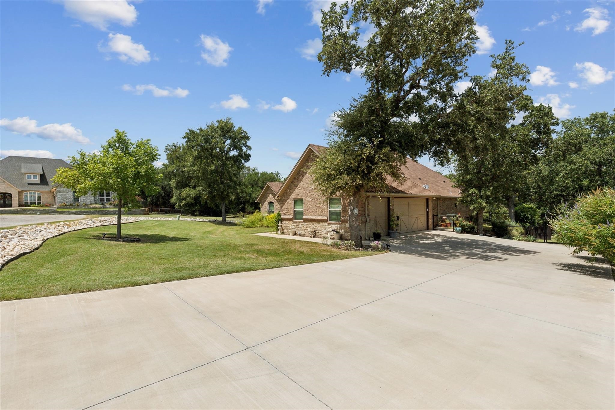 3860 Legend Trail Granbury TX 76049