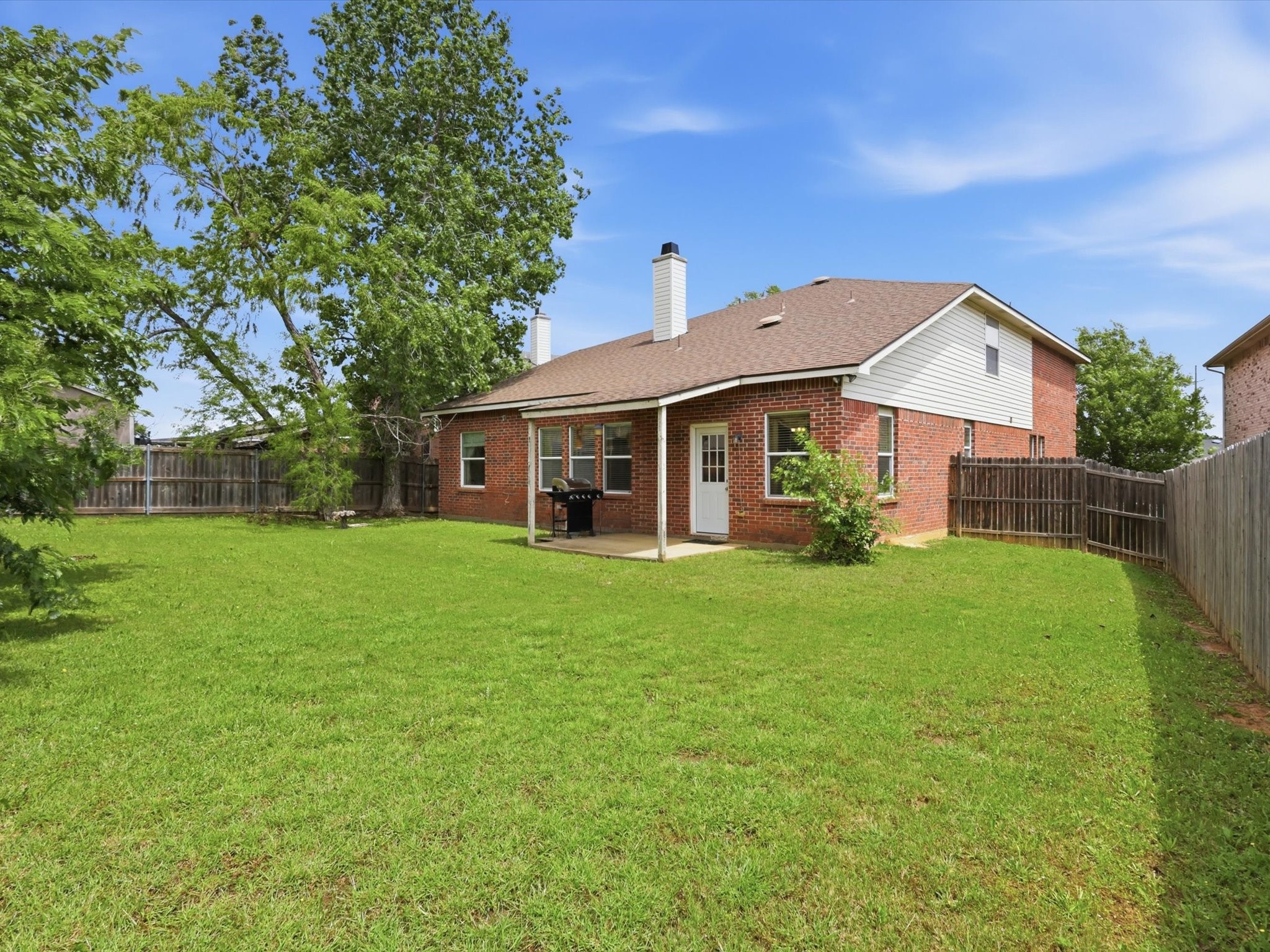 6308 St James Place Denton TX 76210