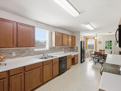 6308 St James Place Denton TX 76210